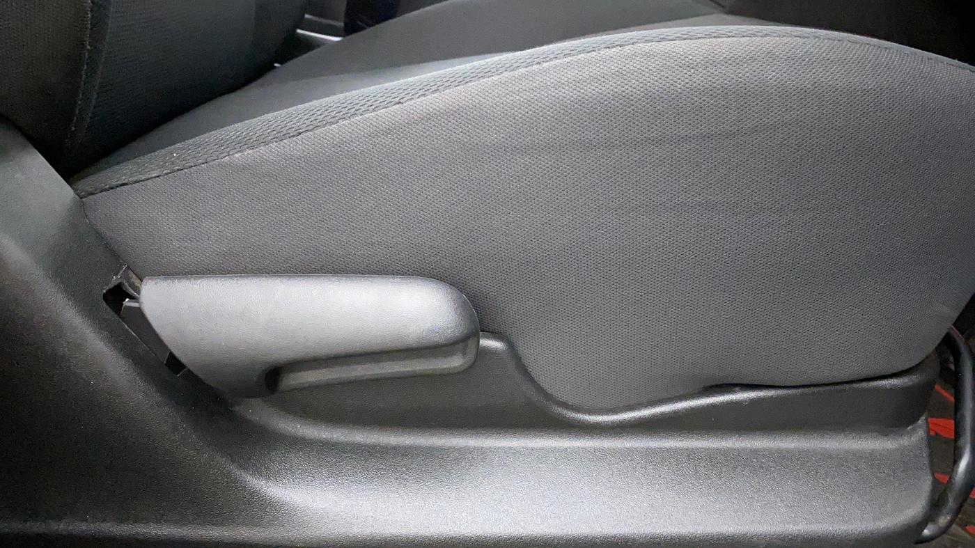 2020 Maruti Vitara Brezza VXI, Petrol, Manual, 35,100 km, Driver Side Adjustment Panel