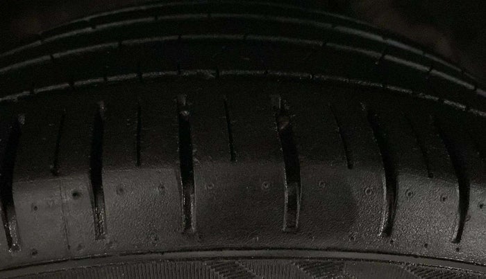 2024 Maruti Baleno  ZETA CNG 1.2L, CNG, Manual, 41,406 km, Right Rear Tyre Tread