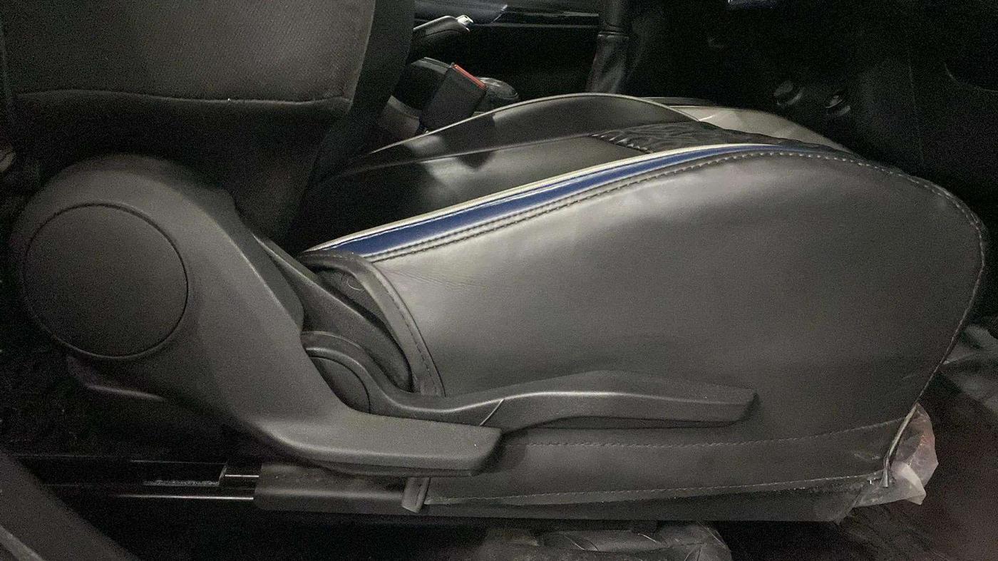 2024 Maruti Baleno  ZETA CNG 1.2L, CNG, Manual, 41,406 km, Driver Side Adjustment Panel