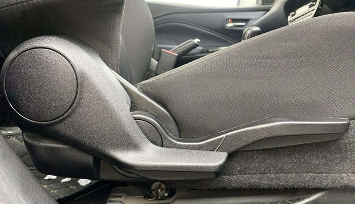 2022 Maruti Baleno ZETA 1.2 AGS, Petrol, Automatic, 19,042 km, Driver Side Adjustment Panel