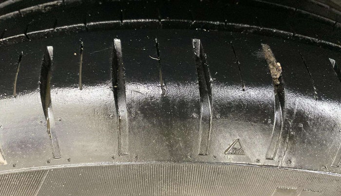 2023 Maruti Baleno SIGMA PETROL 1.2, Petrol, Manual, 38,747 km, Right Rear Tyre Tread