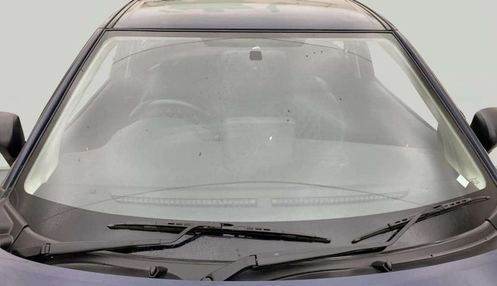 2023 Maruti Baleno SIGMA PETROL 1.2, Petrol, Manual, 38,747 km, Front Windshield