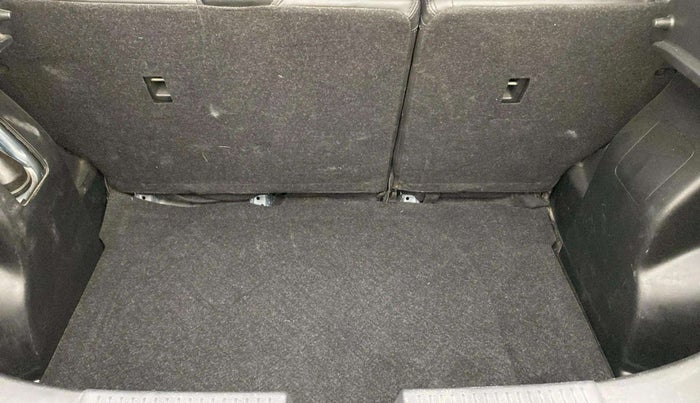 2023 Maruti Baleno SIGMA PETROL 1.2, Petrol, Manual, 38,747 km, Dicky (Boot door) - Parcel tray missing