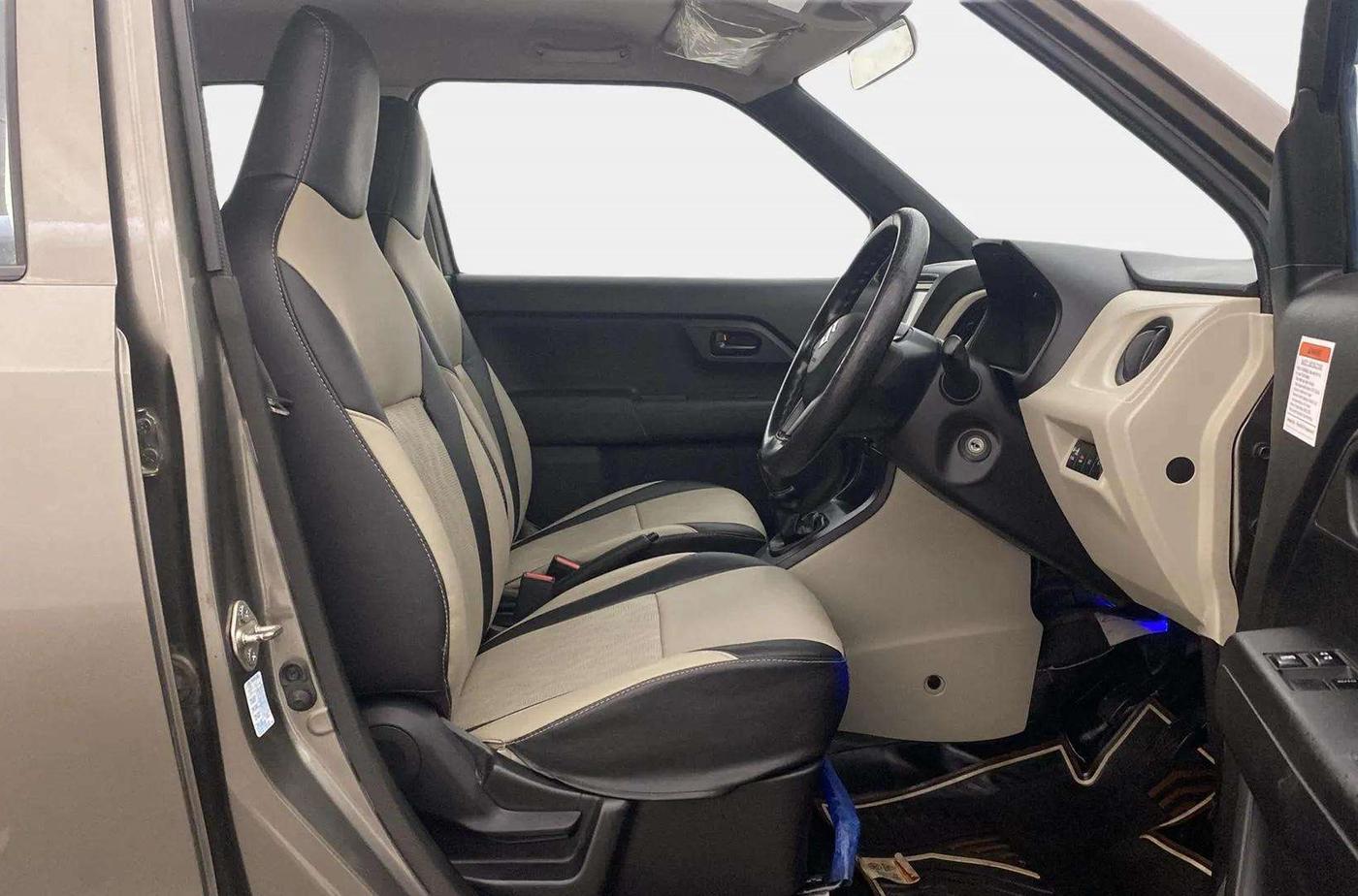 2021 Maruti New Wagon-R LXI CNG (O) 1.0, CNG, Manual, 48,573 km, Right Side Front Door Cabin