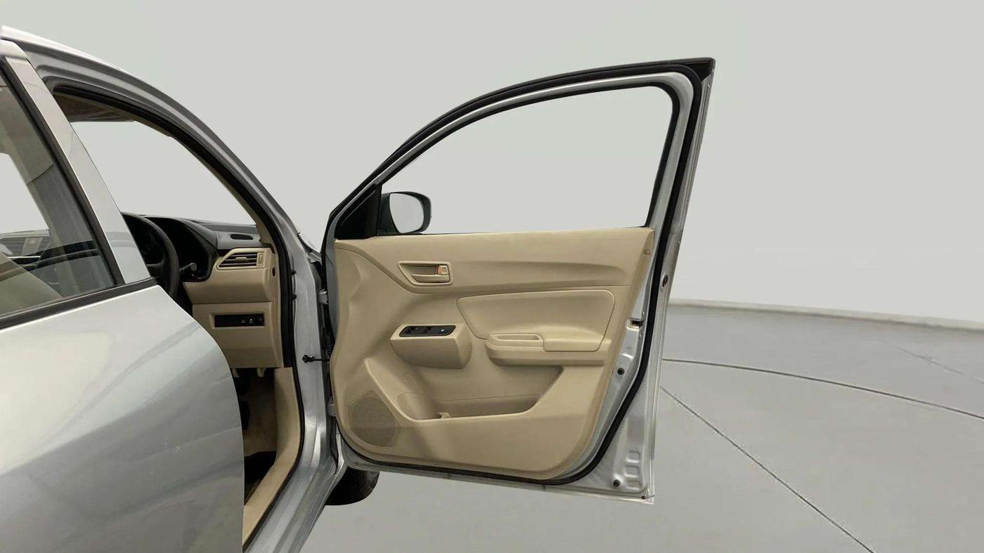 2023 Maruti Dzire LXI, Petrol, Manual, 10,433 km, RHS Front Door