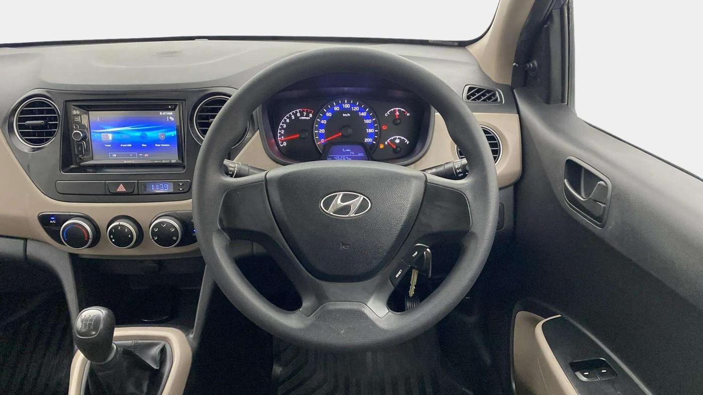 2015 Hyundai Xcent BASE 1.2, Petrol, Manual, 46,329 km, Steering Wheel Close Up