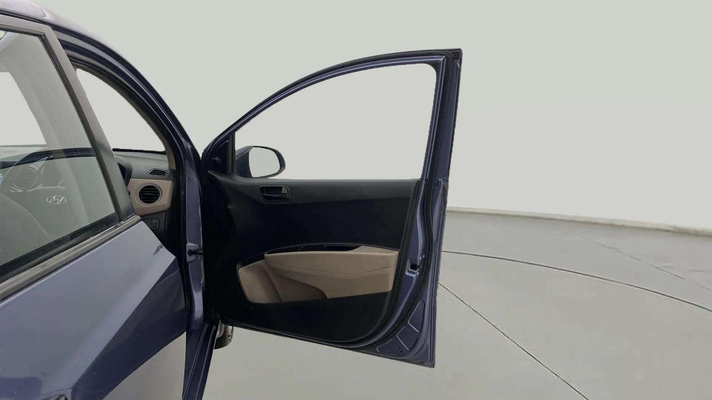2015 Hyundai Xcent BASE 1.2, Petrol, Manual, 46,329 km, RHS Front Door