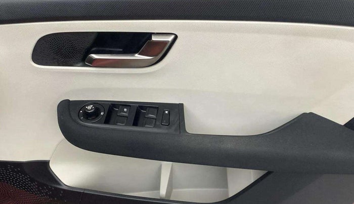 2023 Tata ALTROZ XZA PLUS, Petrol, Automatic, 9,943 km, Driver Side Door Panels Control