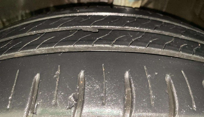2023 Tata ALTROZ XZA PLUS, Petrol, Automatic, 9,943 km, Left Front Tyre Tread