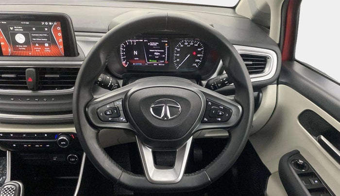 2023 Tata ALTROZ XZA PLUS, Petrol, Automatic, 9,943 km, Steering Wheel Close Up