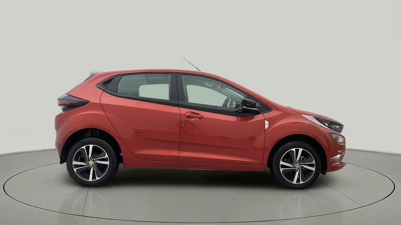2023 Tata ALTROZ XZA PLUS, Petrol, Automatic, 9,943 km, Right Side View
