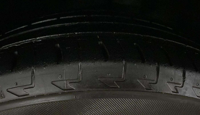 2018 Maruti Baleno ALPHA CVT PETROL 1.2, Petrol, Automatic, 54,947 km, Left Rear Tyre Tread