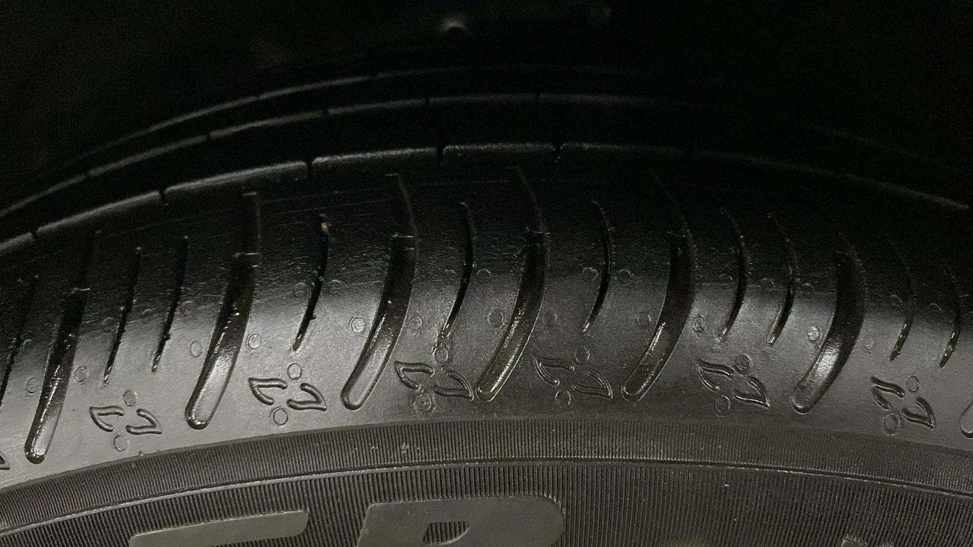 2018 Maruti Baleno ALPHA CVT PETROL 1.2, Petrol, Automatic, 54,947 km, Left Front Tyre Tread