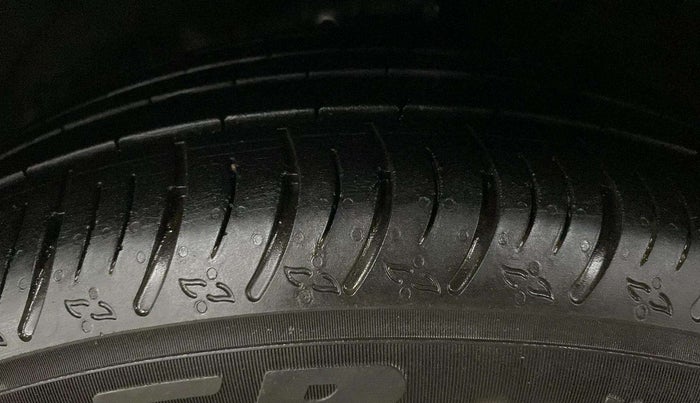2018 Maruti Baleno ALPHA CVT PETROL 1.2, Petrol, Automatic, 54,947 km, Left Front Tyre Tread
