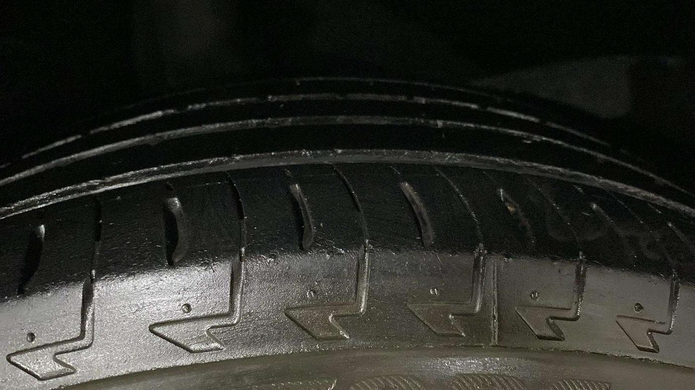 2018 Maruti Baleno ALPHA CVT PETROL 1.2, Petrol, Automatic, 54,947 km, Right Rear Tyre Tread