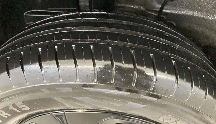 2024 Tata PUNCH PURE MT, Petrol, Manual, 8,648 km, Left Front Tyre Tread