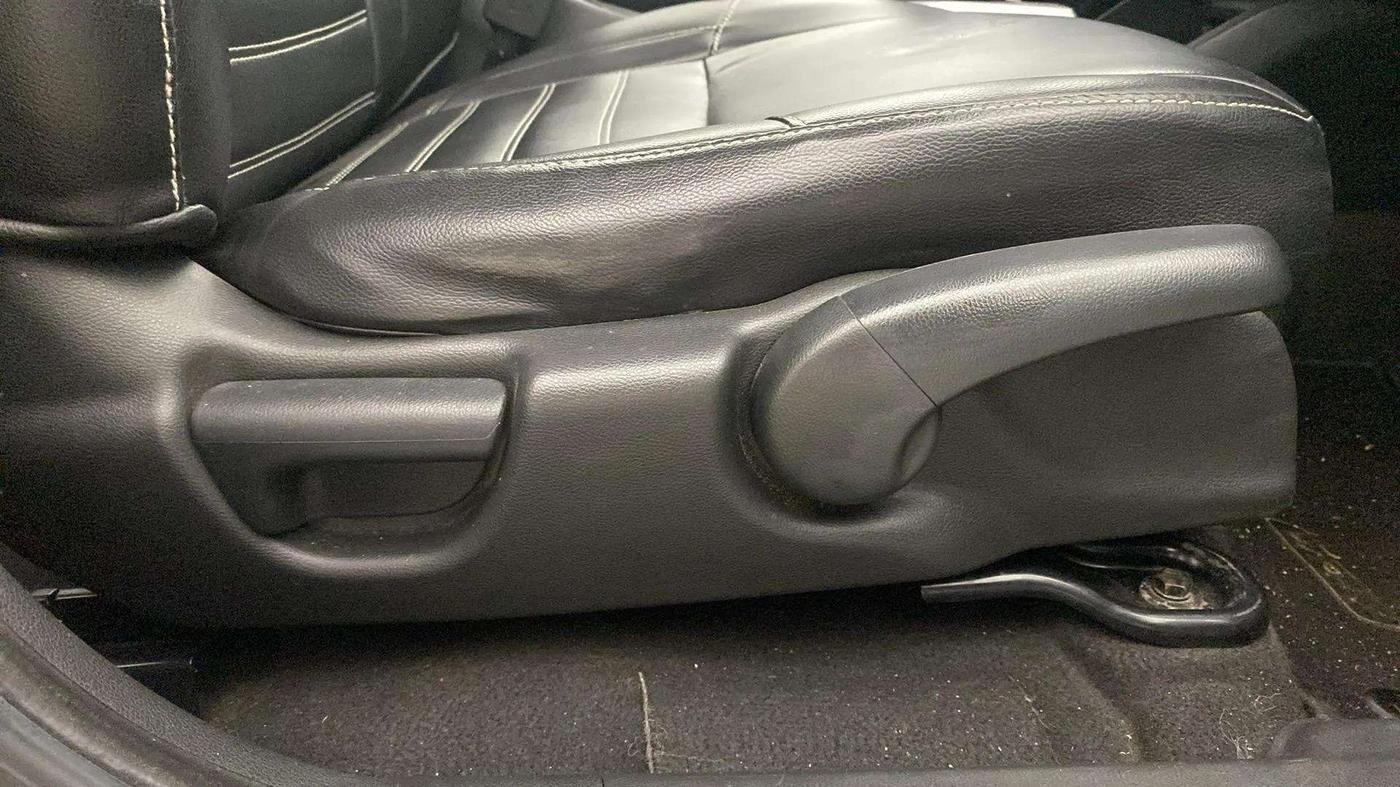 2018 Honda WR-V 1.2L I-VTEC VX MT, Petrol, Manual, 50,491 km, Driver Side Adjustment Panel