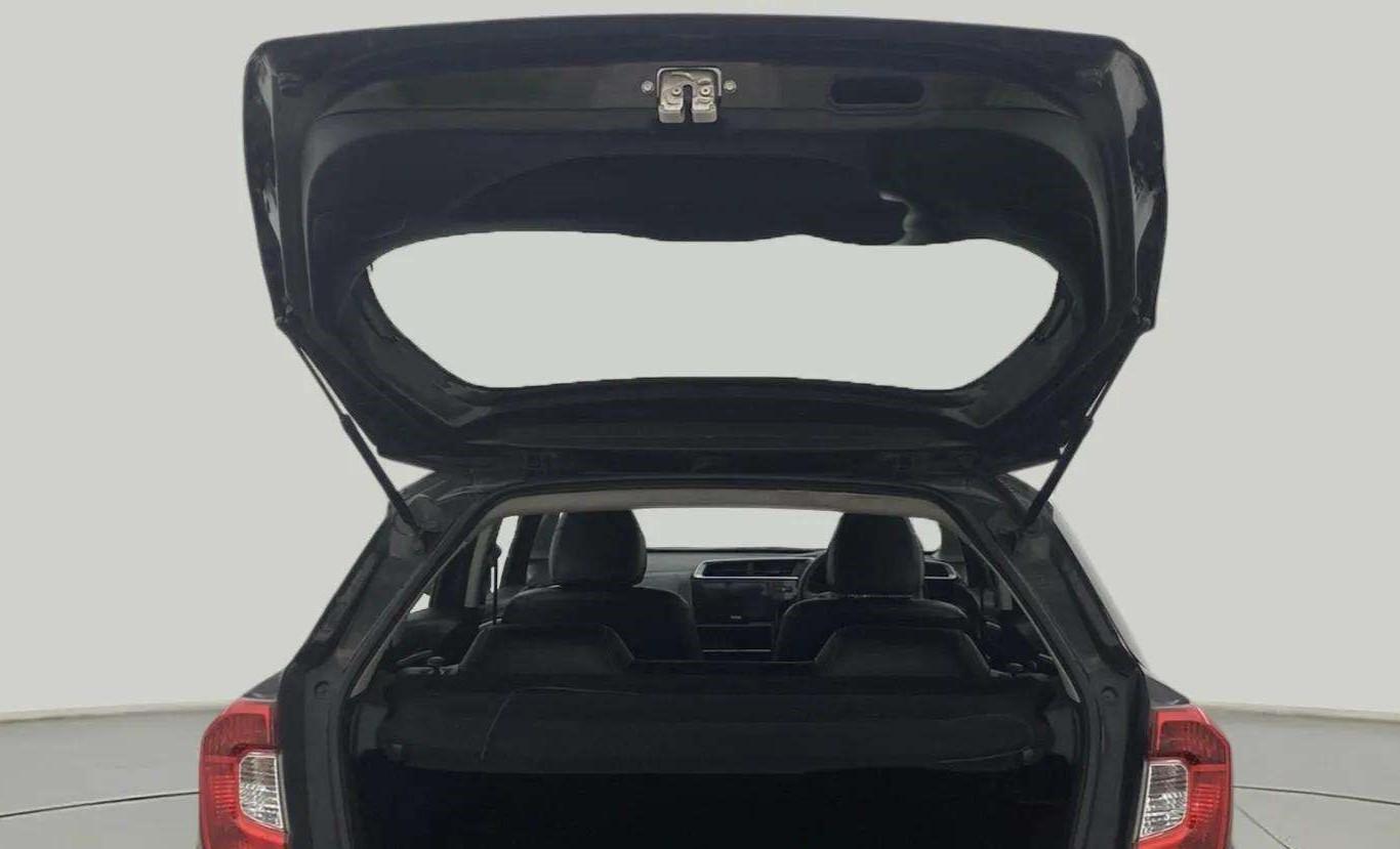 2018 Honda WR-V 1.2L I-VTEC VX MT, Petrol, Manual, 50,491 km, Boot Door Open