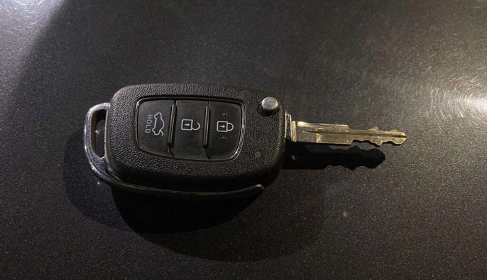 2022 Hyundai GRAND I10 NIOS SPORTZ 1.2 KAPPA VTVT, Petrol, Manual, 16,232 km, Key Close Up