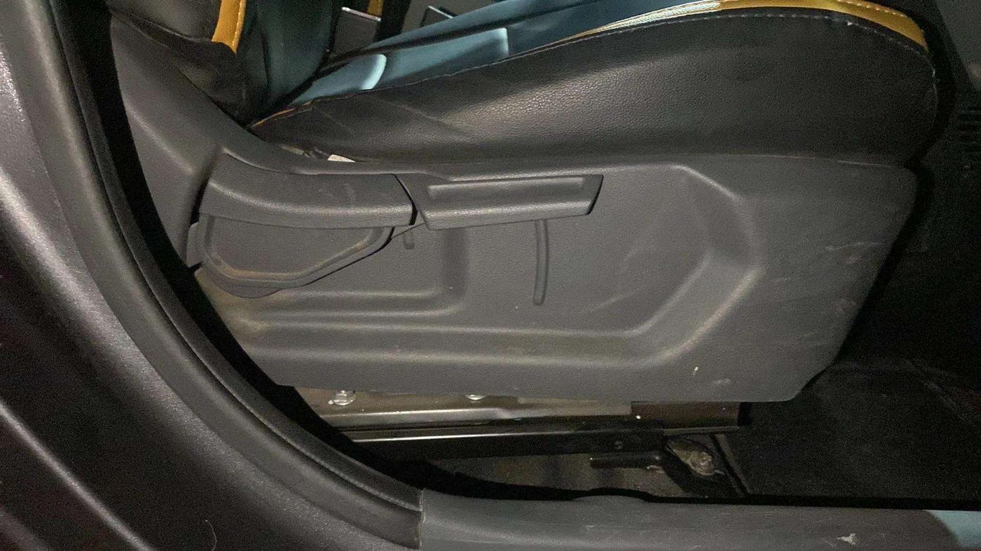 2022 Hyundai GRAND I10 NIOS SPORTZ 1.2 KAPPA VTVT, Petrol, Manual, 16,232 km, Driver Side Adjustment Panel