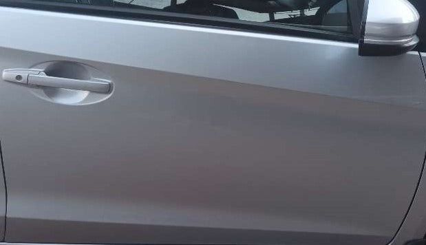2014 Honda Brio S MT, Petrol, Manual, 42,501 km, Driver-side door - Slightly dented