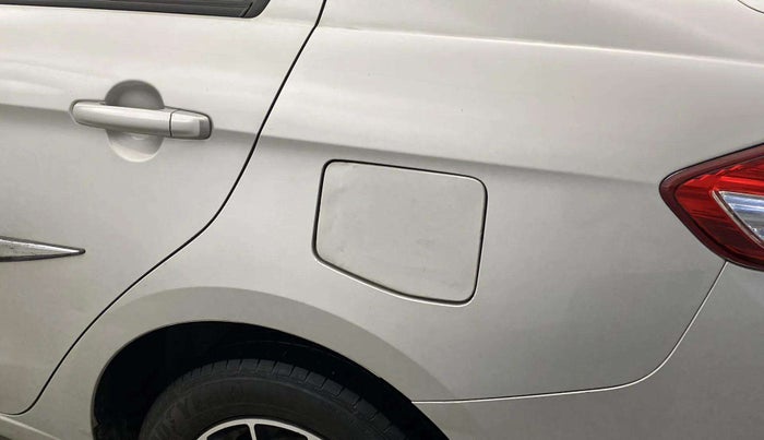 2018 Maruti Ciaz DELTA 1.4 MT PETROL, Petrol, Manual, 94,032 km, Left quarter panel - Minor scratches