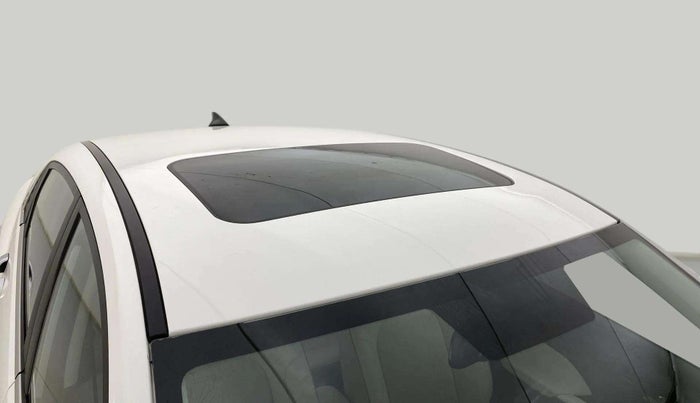 2023 Hyundai Verna SX (O)1.5 VTVT, Petrol, Manual, 40,360 km, Roof