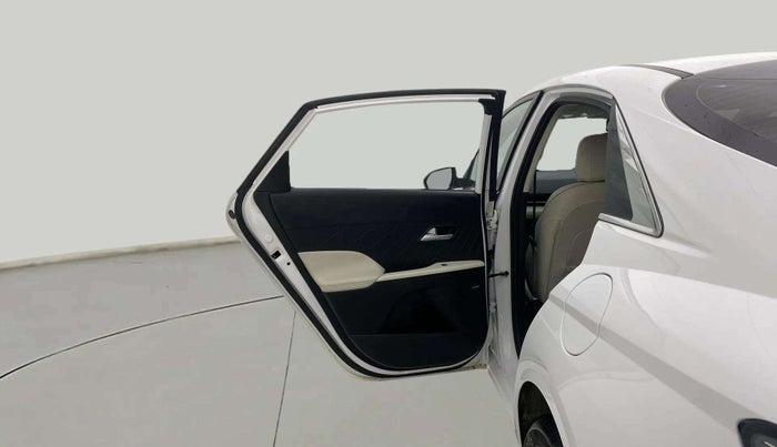 2023 Hyundai Verna SX (O)1.5 VTVT, Petrol, Manual, 40,360 km, LHS Rear Door