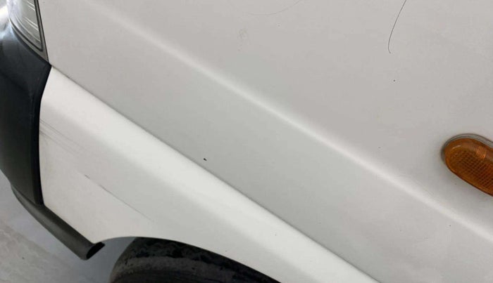 2021 Maruti Eeco 5 STR AC (O), Petrol, Manual, 36,527 km, Left fender - Minor scratches