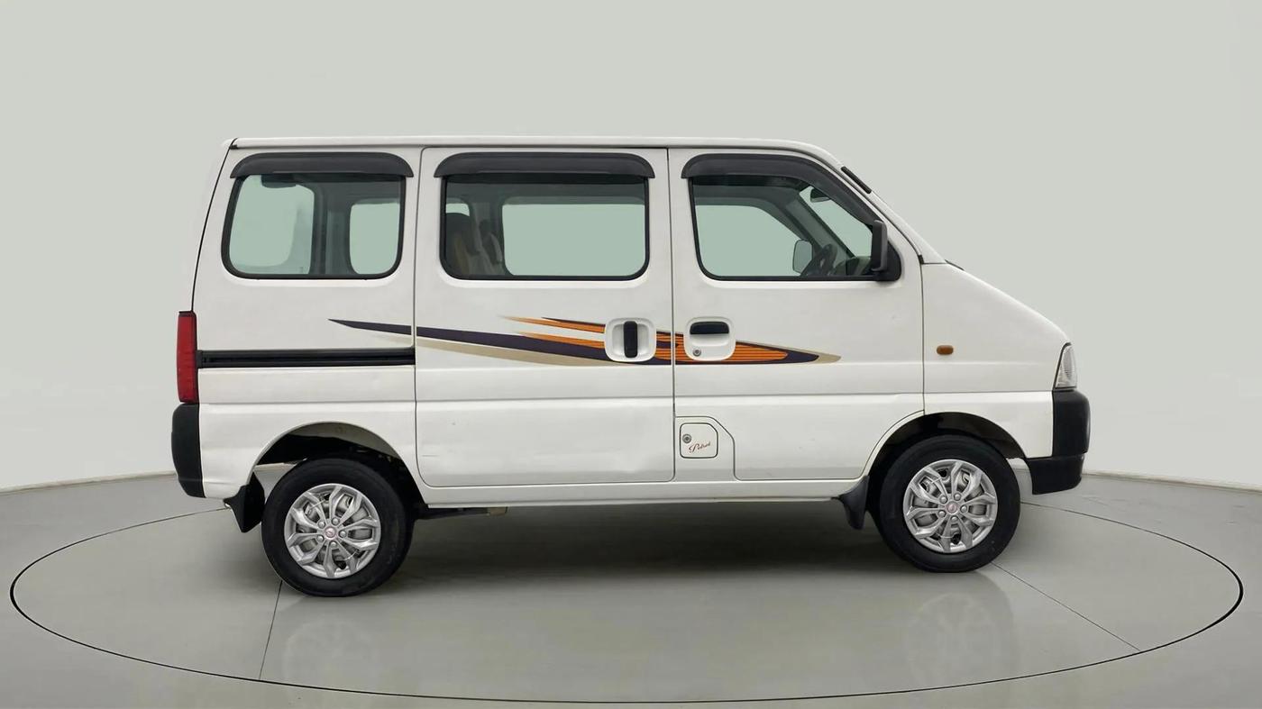 2021 Maruti Eeco 5 STR AC (O), Petrol, Manual, 36,705 km, Right Side View