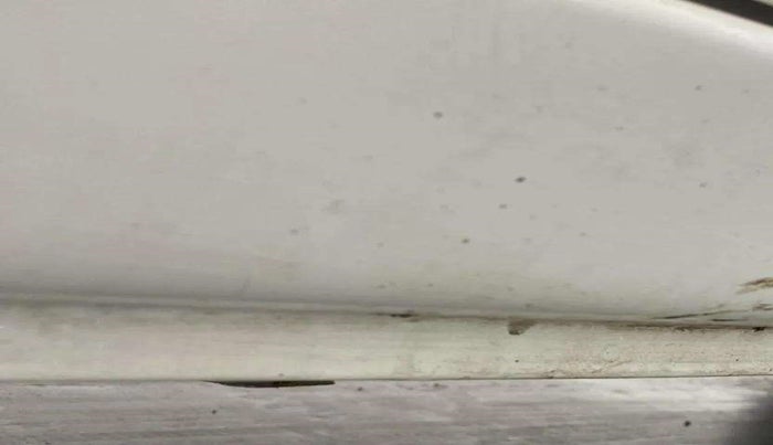 2021 Maruti Eeco 5 STR AC (O), Petrol, Manual, 36,527 km, Left running board - Minor scratches