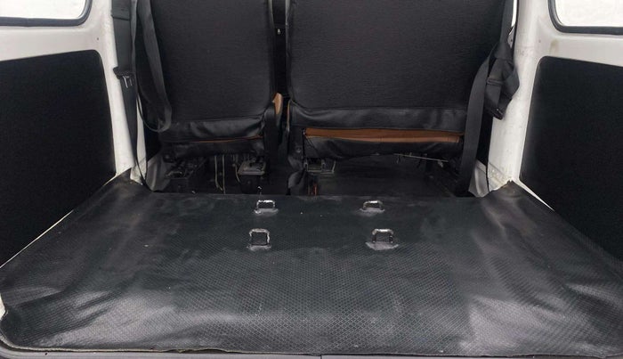 2021 Maruti Eeco 5 STR AC (O), Petrol, Manual, 36,527 km, Boot Inside