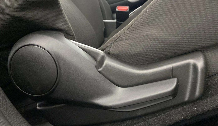 2018 Maruti Baleno DELTA PETROL 1.2, Petrol, Manual, 37,734 km, Driver Side Adjustment Panel