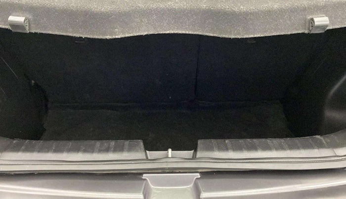 2018 Maruti Baleno DELTA PETROL 1.2, Petrol, Manual, 37,734 km, Boot Inside