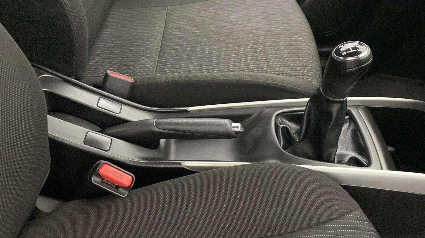 2018 Maruti Baleno DELTA PETROL 1.2, Petrol, Manual, 37,734 km, Gear Lever