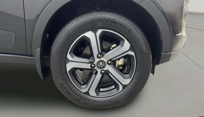 2023 Tata NEXON XZ PLUS LUX SUNROOF RED DARK PETROL, Petrol, Manual, 24,126 km, Right Front Wheel
