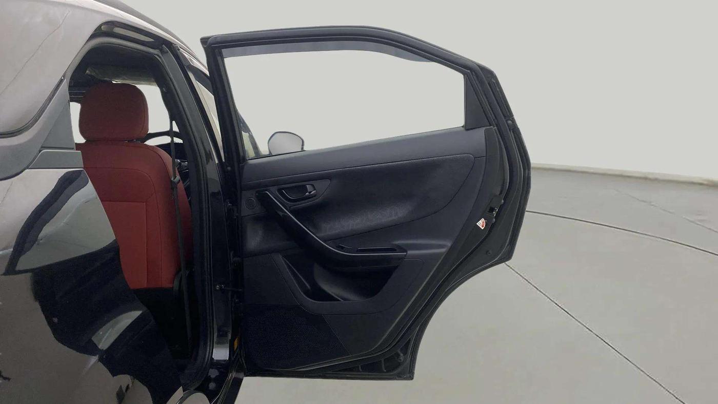 2023 Tata NEXON XZ PLUS LUX SUNROOF RED DARK PETROL, Petrol, Manual, 24,126 km, RHS Rear Door