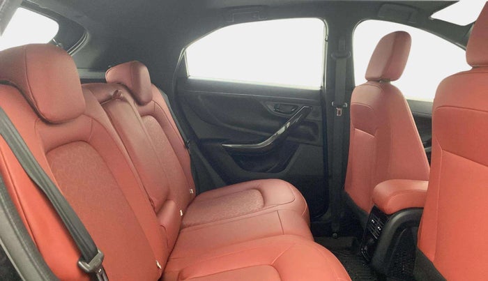 2023 Tata NEXON XZ PLUS LUX SUNROOF RED DARK PETROL, Petrol, Manual, 24,126 km, Right Side Rear Door Cabin