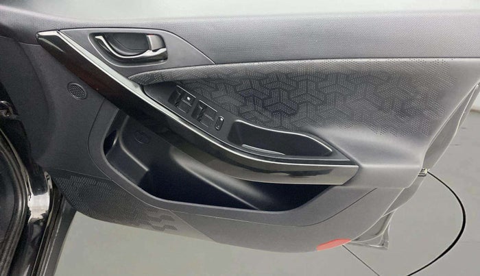 2023 Tata NEXON XZ PLUS LUX SUNROOF RED DARK PETROL, Petrol, Manual, 24,126 km, Driver Side Door Panels Control