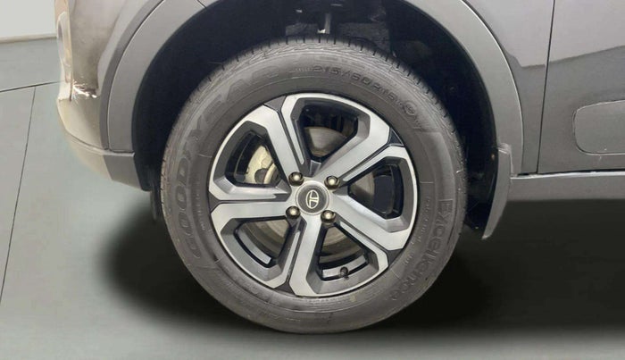 2023 Tata NEXON XZ PLUS LUX SUNROOF RED DARK PETROL, Petrol, Manual, 24,126 km, Left Front Wheel