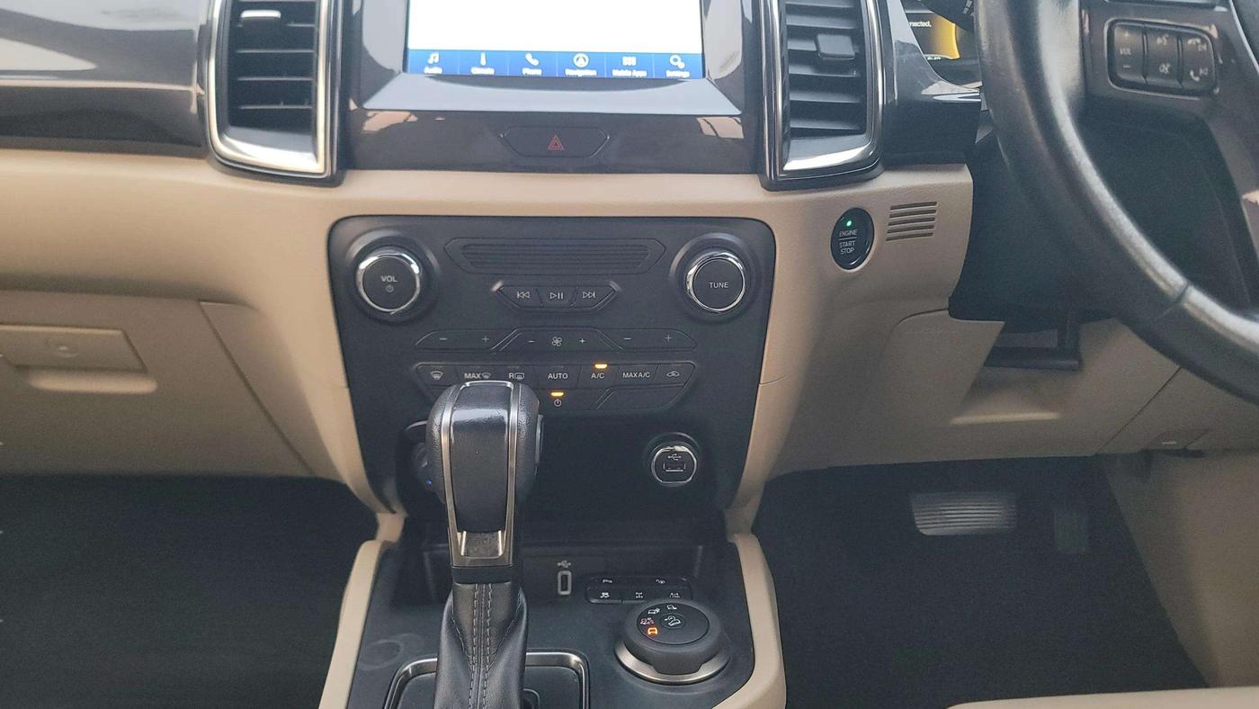 2021 Ford Endeavour TITANIUM PLUS 2.0 4X4 AT SUNROOF, Diesel, Automatic, 79,640 km, Air Conditioner