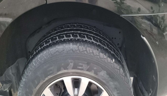 2021 Ford Endeavour TITANIUM PLUS 2.0 4X4 AT SUNROOF, Diesel, Automatic, 79,640 km, Left Rear Tyre Tread