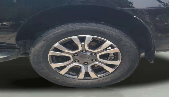 2021 Ford Endeavour TITANIUM PLUS 2.0 4X4 AT SUNROOF, Diesel, Automatic, 79,640 km, Left Rear Wheel