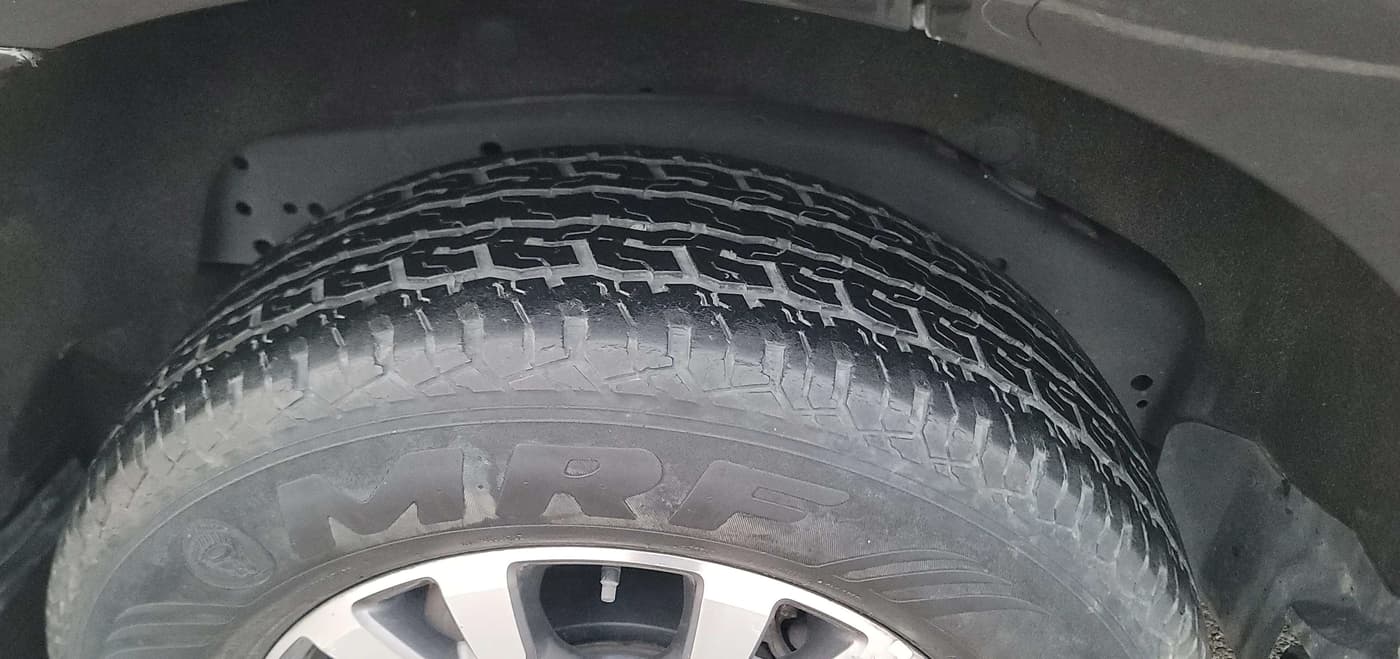 2021 Ford Endeavour TITANIUM PLUS 2.0 4X4 AT SUNROOF, Diesel, Automatic, 79,640 km, Right Rear Tyre Tread