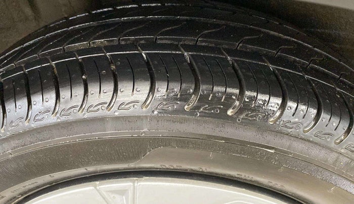 2020 Maruti IGNIS DELTA 1.2, Petrol, Manual, 61,962 km, Left Front Tyre Tread