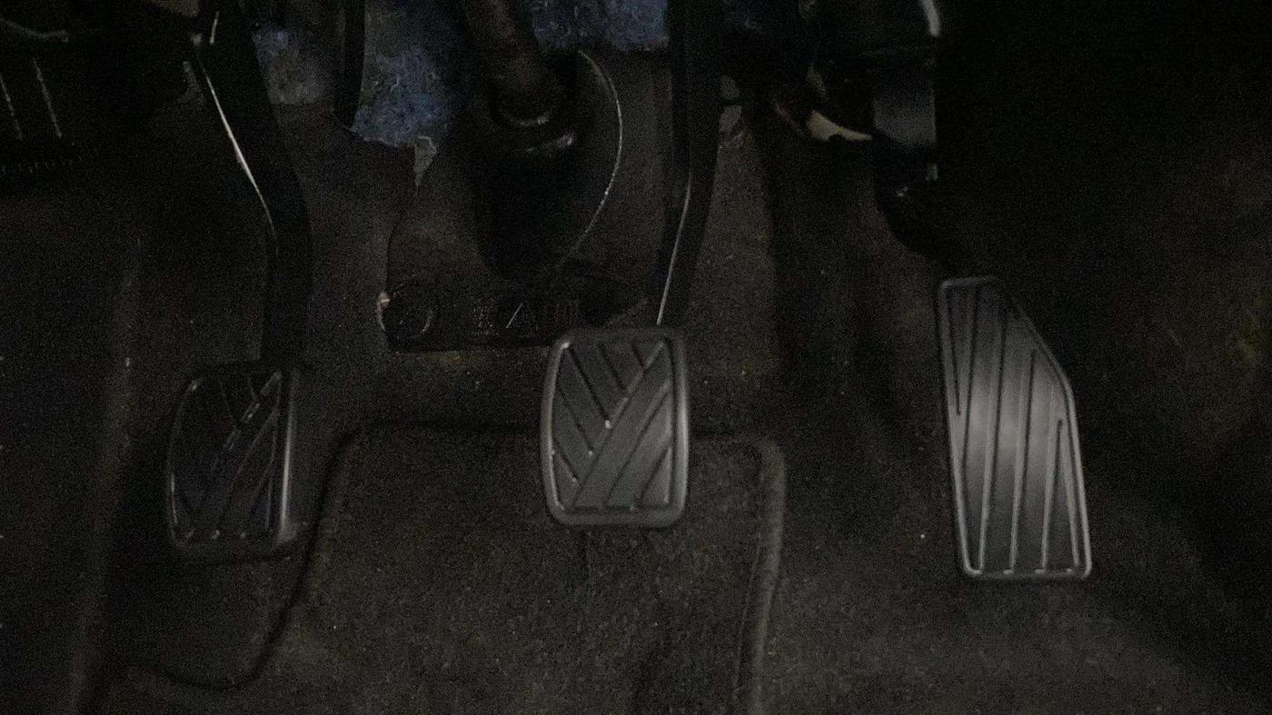 2020 Maruti IGNIS DELTA 1.2, Petrol, Manual, 61,962 km, Pedals