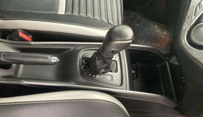 2021 Toyota Glanza V CVT, Petrol, Automatic, 75,665 km, Gear Lever