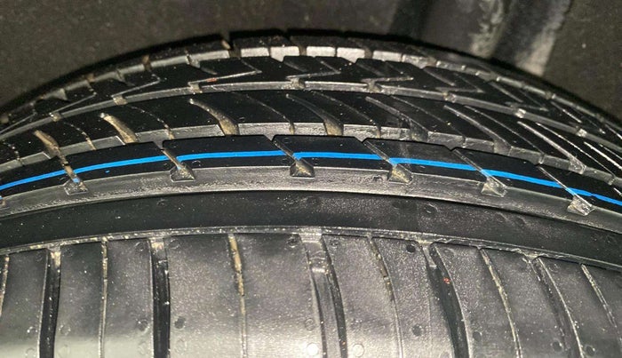 2021 Toyota Glanza V CVT, Petrol, Automatic, 75,665 km, Left Rear Tyre Tread