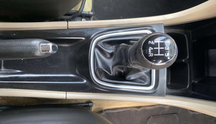 2018 Maruti Ciaz ALPHA 1.4 PETROL, Petrol, Manual, 63,475 km, Gear Lever