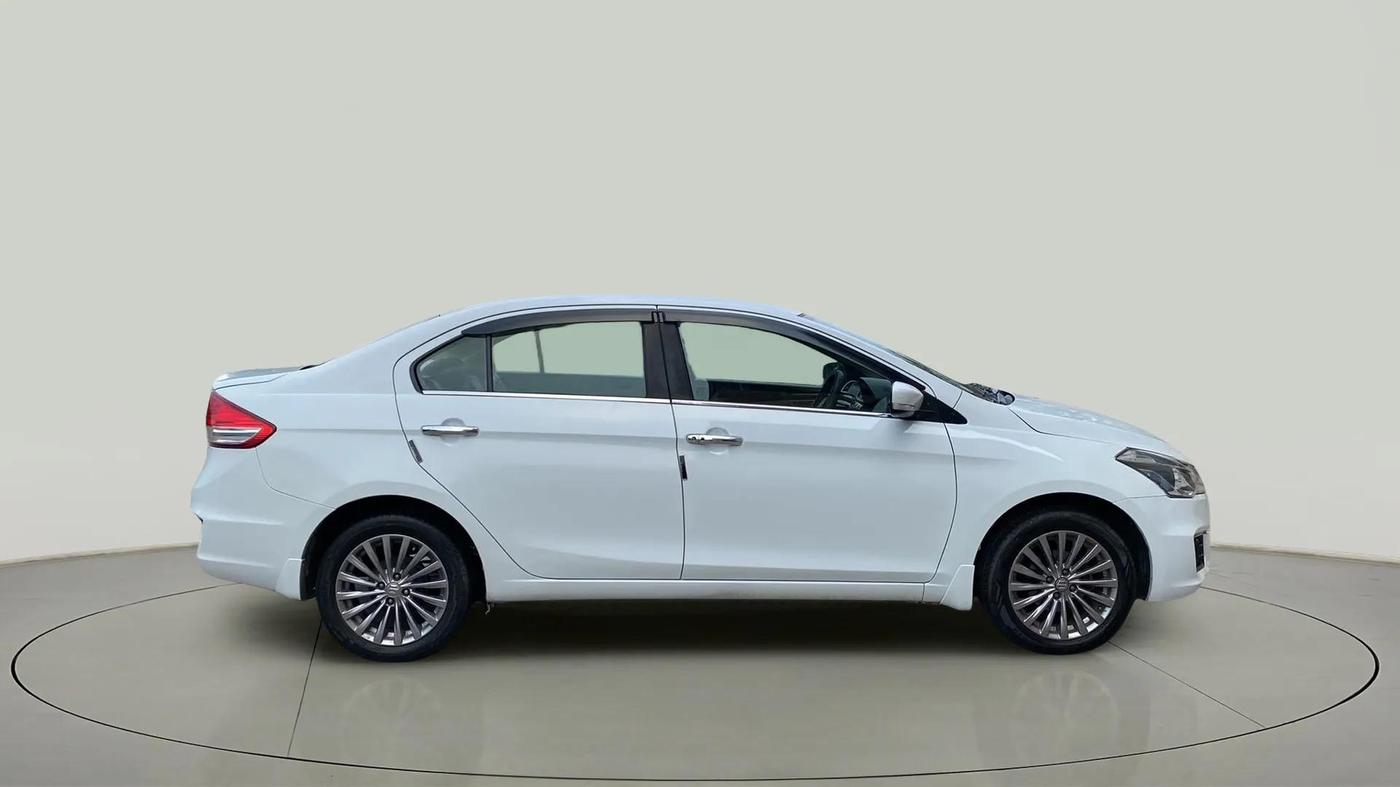 2018 Maruti Ciaz ALPHA 1.4 PETROL, Petrol, Manual, 63,475 km, Right Side View